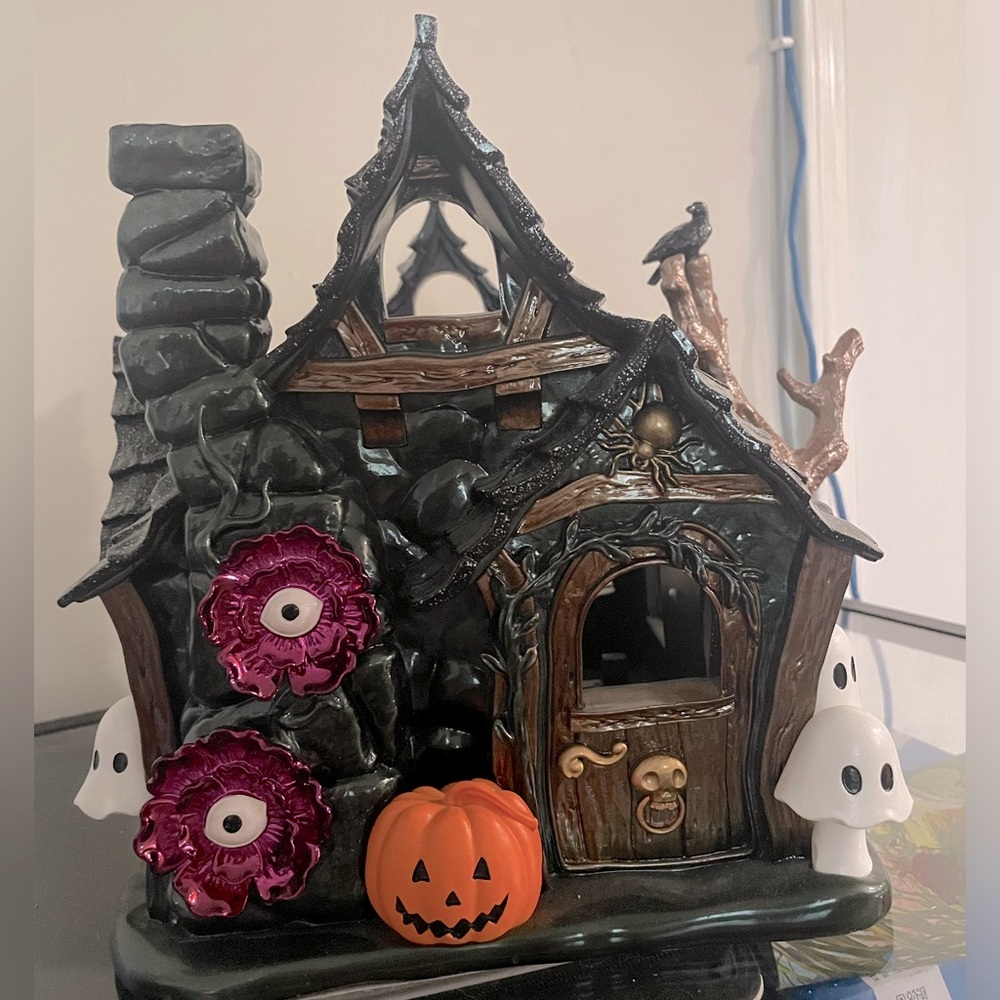 NWB 2022 Halloween Luminary
